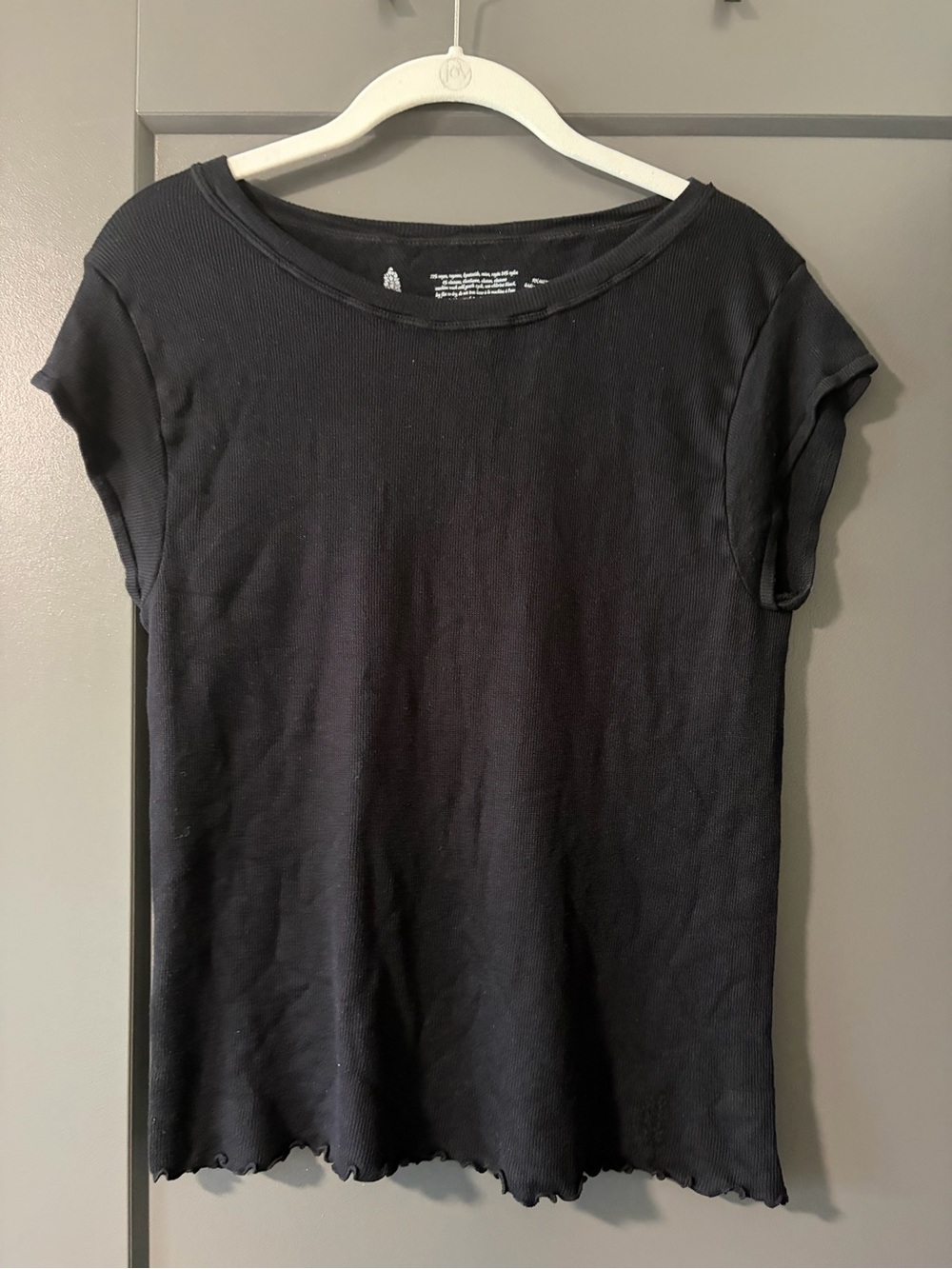 Free People Movement - Black Ribbed Lettuce-Hem Tee Size XL